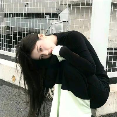 女机械人